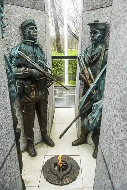 nat_memorial1