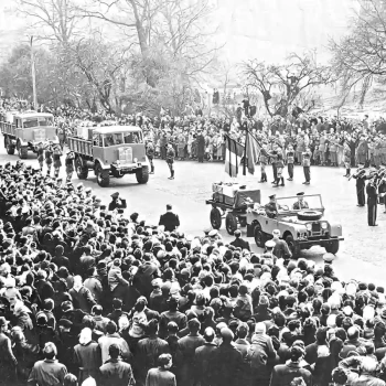 The funeral cortege arriving at Glasnevin Cemetery
Photo credit: Military Archives